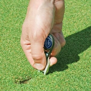 NFL - CVX BALL MARK REPAIR TOOL AND 2 BALL BALL MARKERS